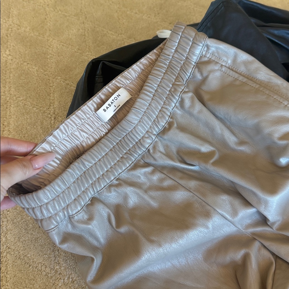 Set of Leather Pants & Clothes - Picture 6 of 8